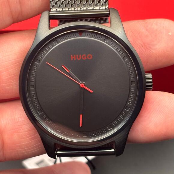 HUGO Move 1530044 Men’s Black Minimalist Mesh Bracelet Watch – Red Accent Dial - Picture 14 of 17